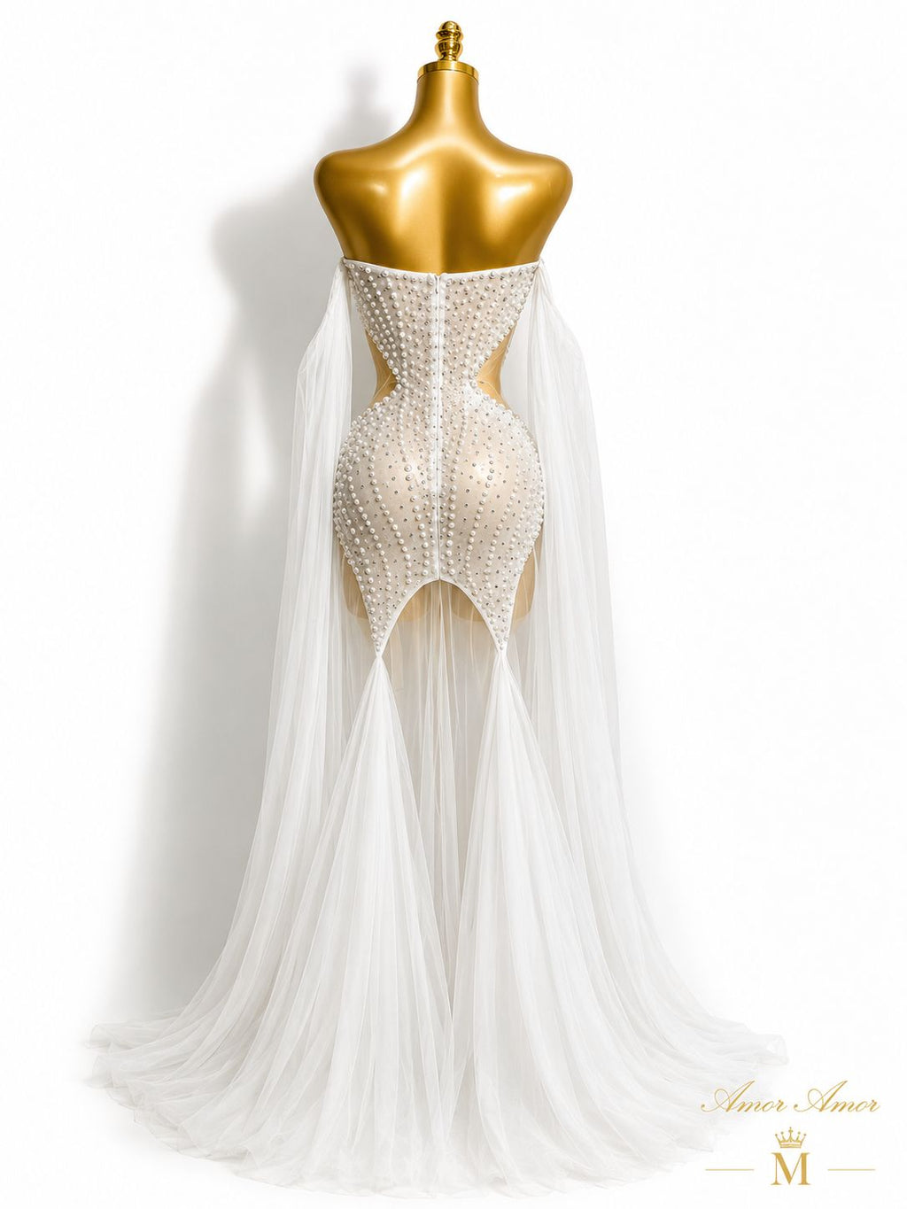 VESTIDO DE GALA  CON DISEÑO DE PERLAS /CRISTALES. LUSE  ÚNICA