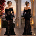 Vestido largo de encaje floral con hombros descubiertos y detalle fruncido. Un diseño elegante y sofisticado que estiliza la silueta, ideal para eventos, graduaciones y ocasiones especiales. ✨🖤