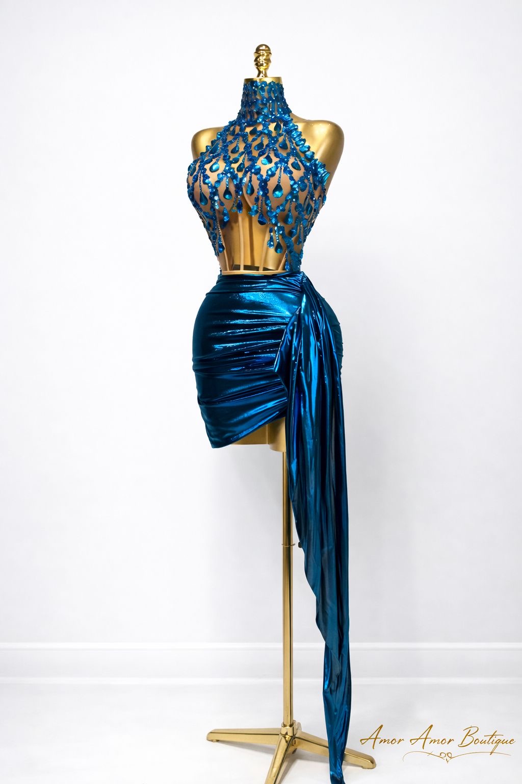 Conjunto de falda y corset de cristales excelente para sesión fotográfica, graduación