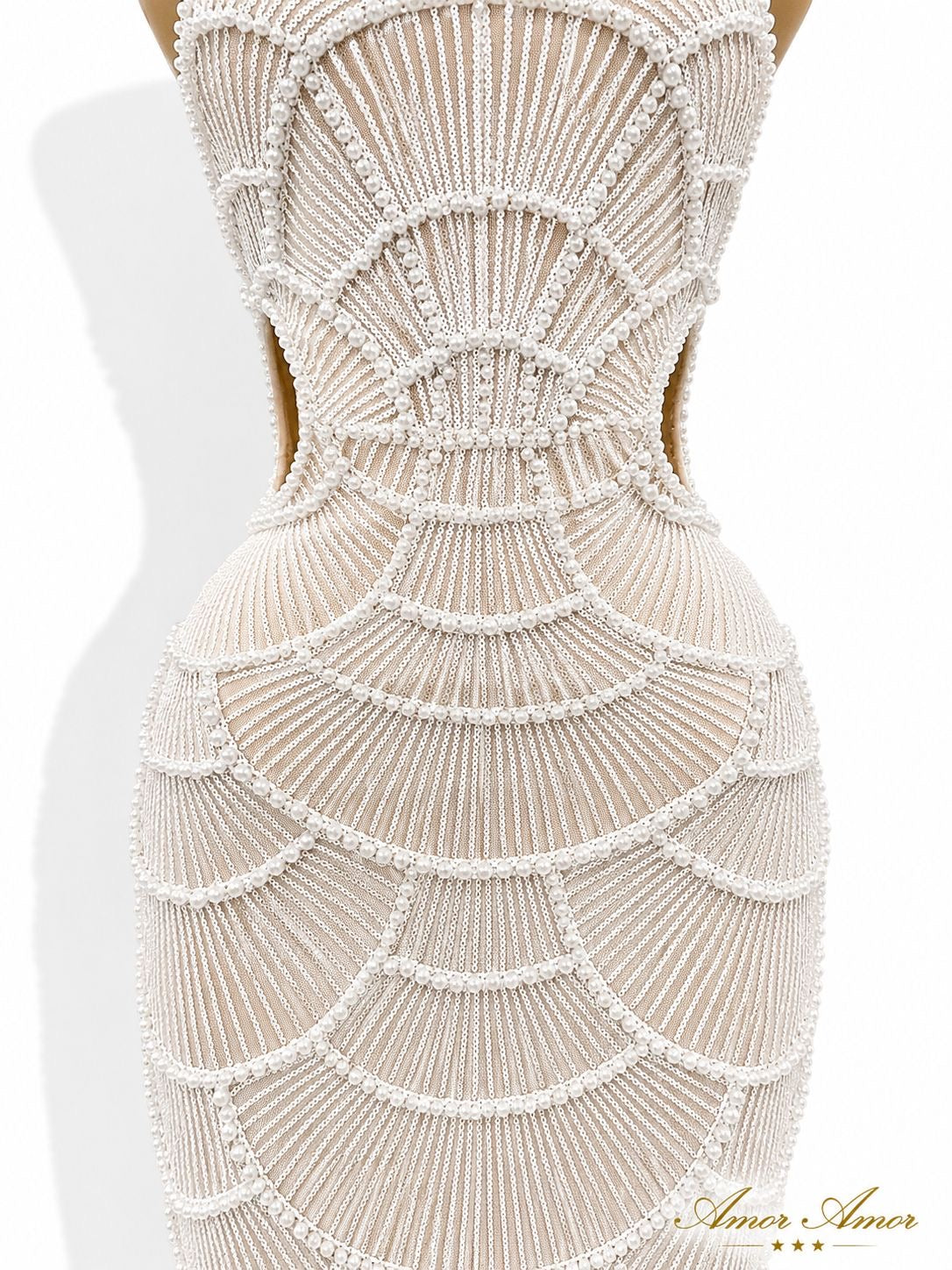 VESTIDO ADECUADO PARA BAUTIZO 
MAXI LARGO ,TELA ELÁSTICA NO RÍGIDA