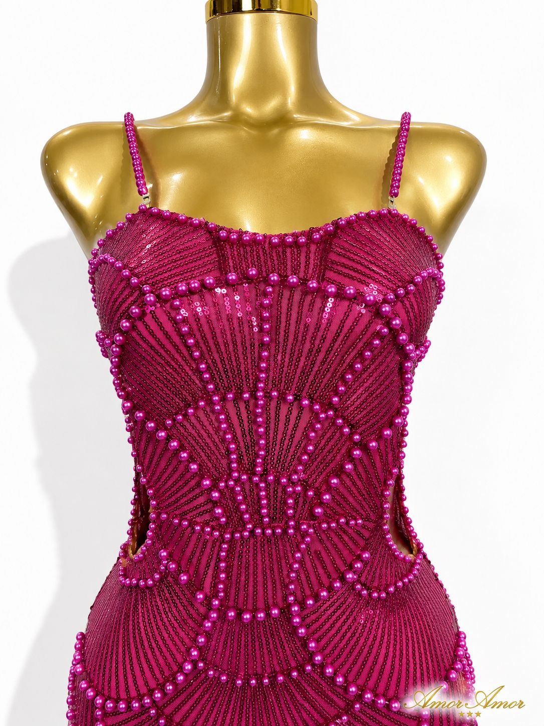 VESTIDO  SUPER VERSÁTIL 
MAXI LARGO ,TELA ELÁSTICA NO RÍGIDA