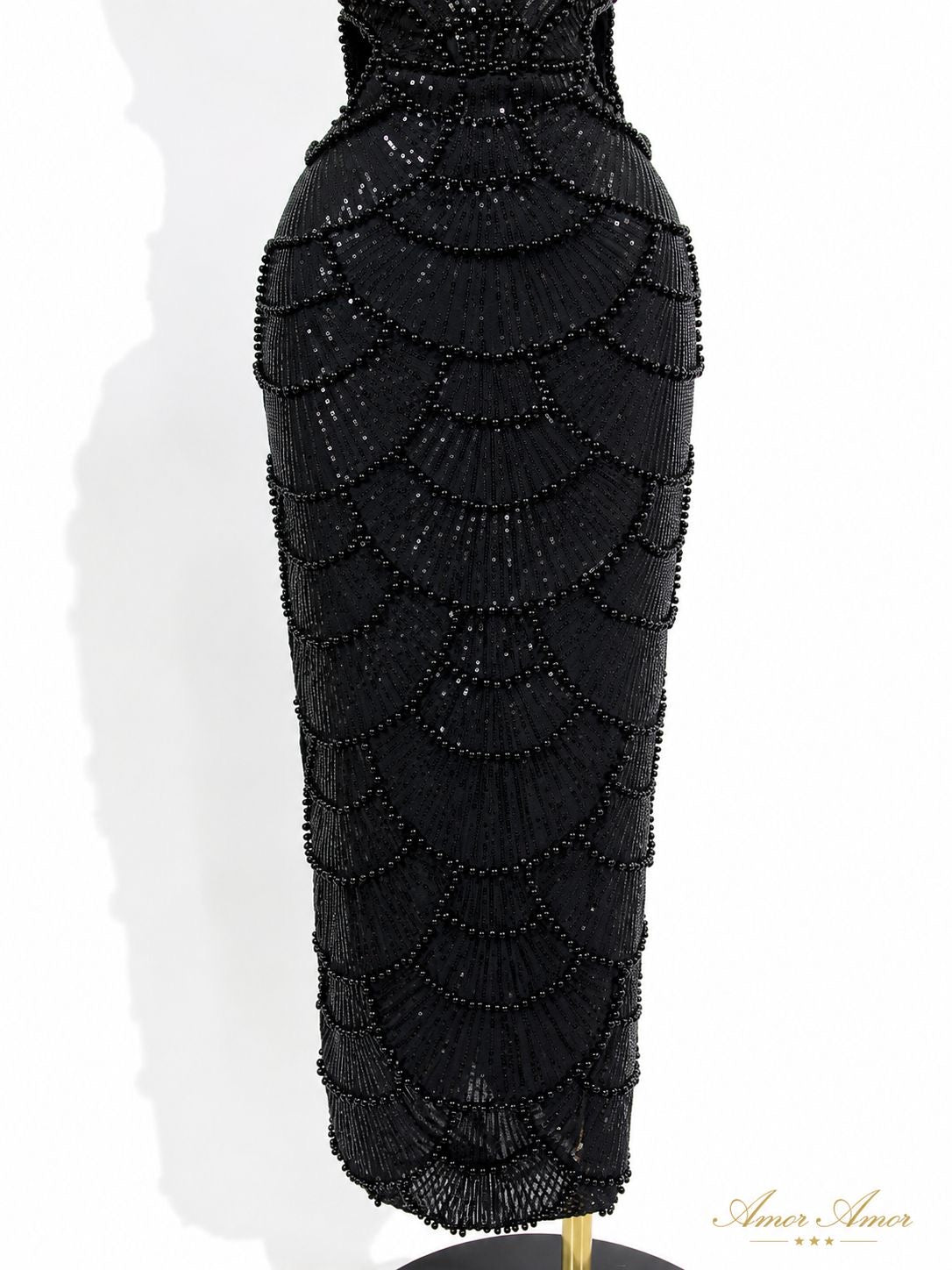 VESTIDO ELEGANTE/VERSATIL  
MAXI LARGO ,TELA ELÁSTICA NO RÍGIDA