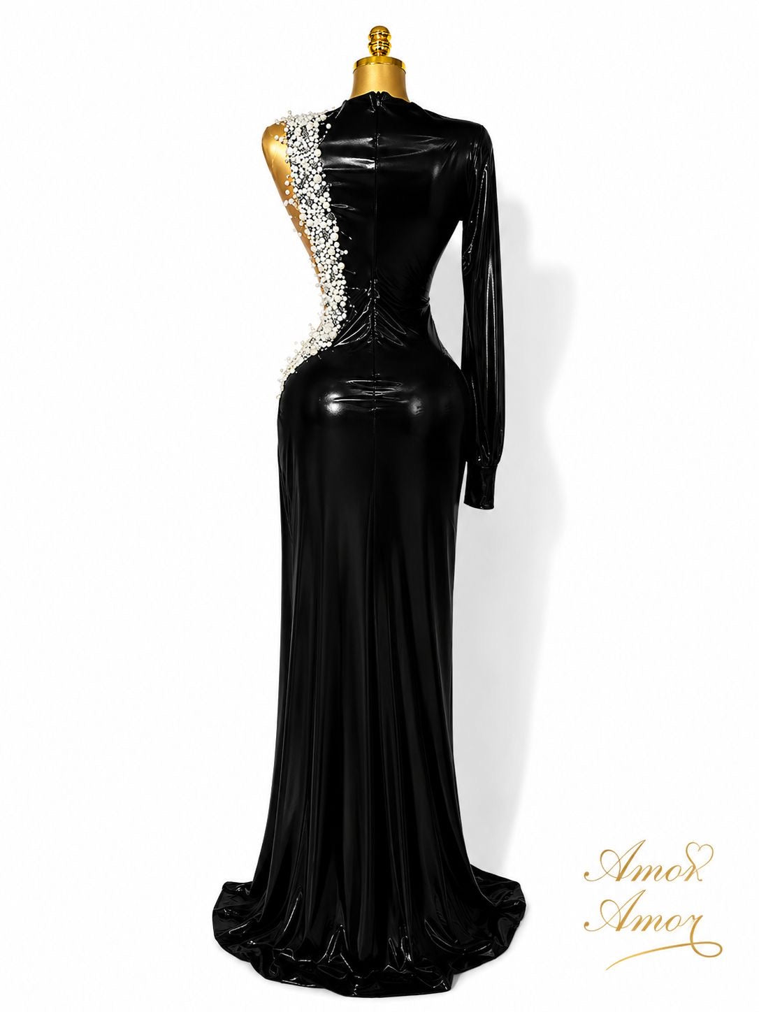 Vestido negro tela sintética, 1 manga y hombro descubierto