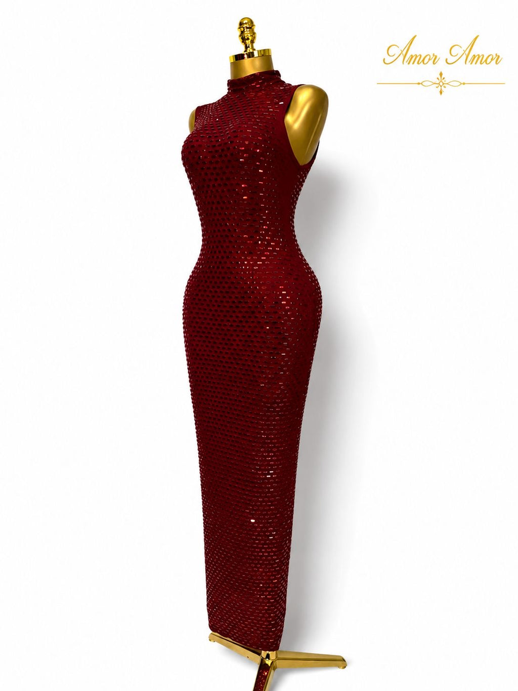 VESTIDO ROJO APLICACIÓN CRISTALES  S/M , LUCE ÚNICA .