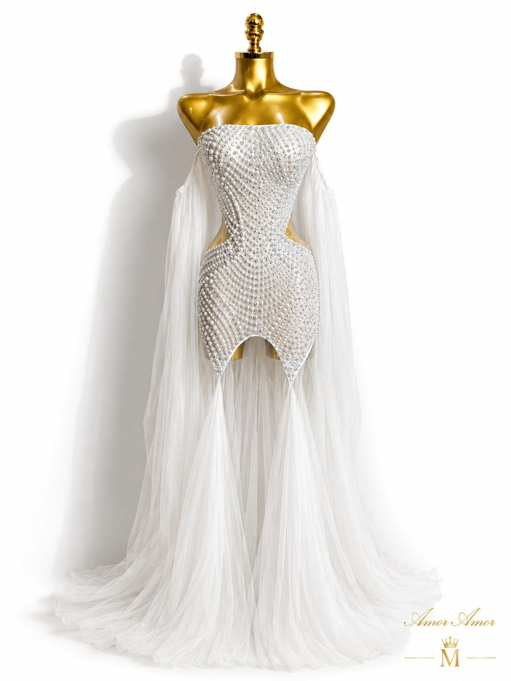 VESTIDO DE GALA  CON DISEÑO DE PERLAS /CRISTALES. LUSE  ÚNICA