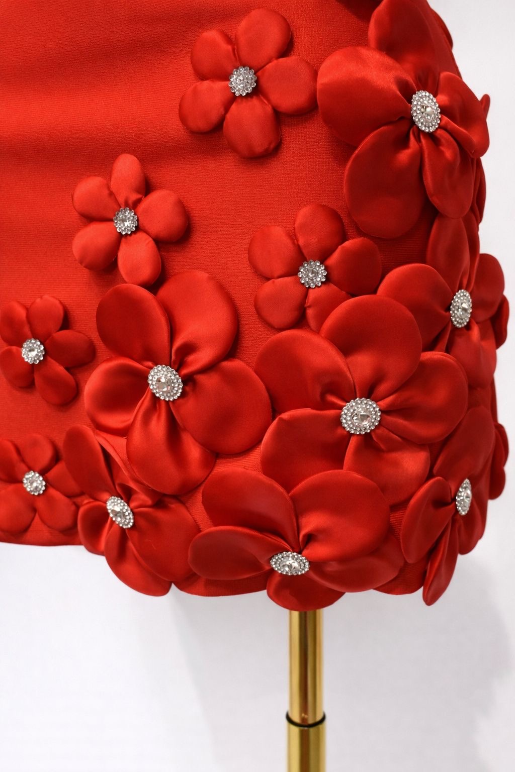Vestido Scarlet Bloom