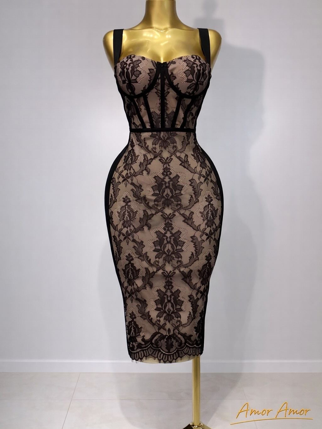 VESTIDO ENCAJE NOIR